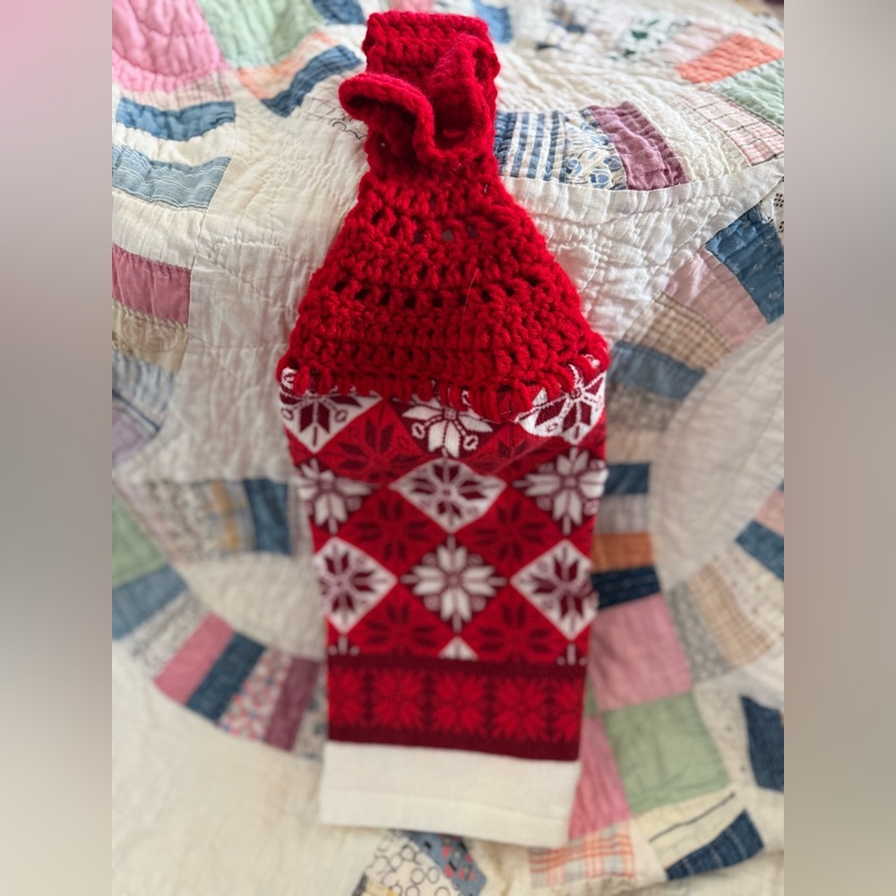 Hanging kitchen hand tea dish towel